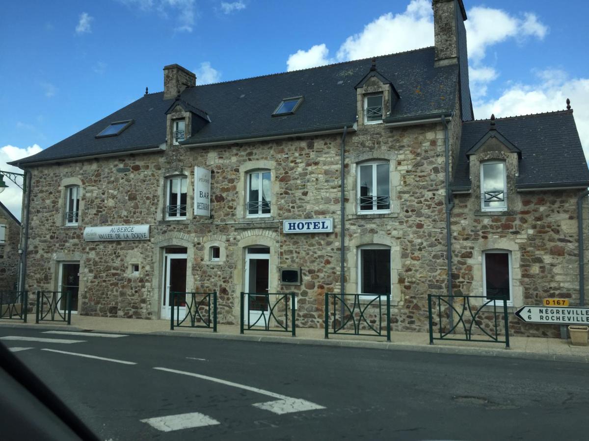 Auberge Vallee De La Douve L'Etang-Bertrand Экстерьер фото